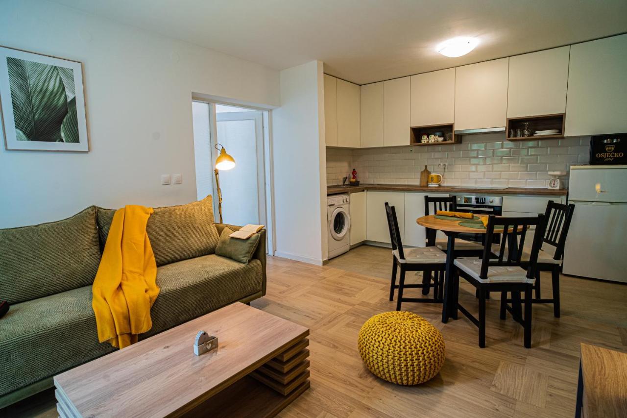 אוסילק Apartman Terra Centar, Free Parking מראה חיצוני תמונה