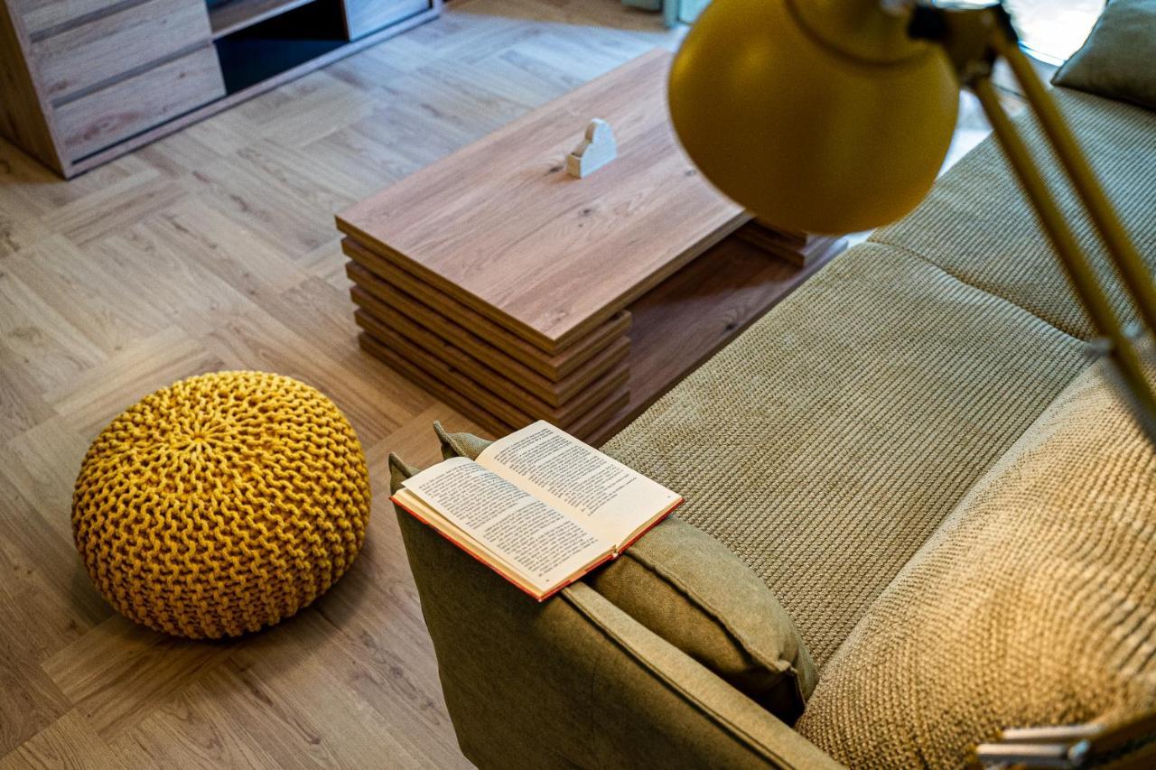 אוסילק Apartman Terra Centar, Free Parking מראה חיצוני תמונה