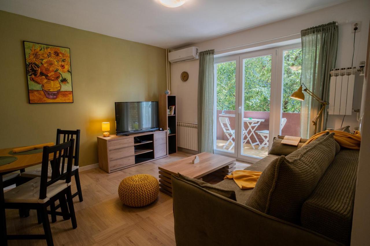 אוסילק Apartman Terra Centar, Free Parking מראה חיצוני תמונה